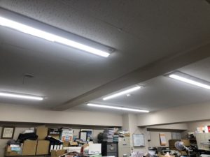 名古屋市中区の事務所にて蛍光灯照明器具からLED照明器具への取替電気工事